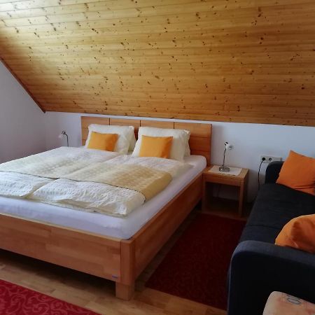 Apartamento Haus Anneliese Pruggern Exterior foto