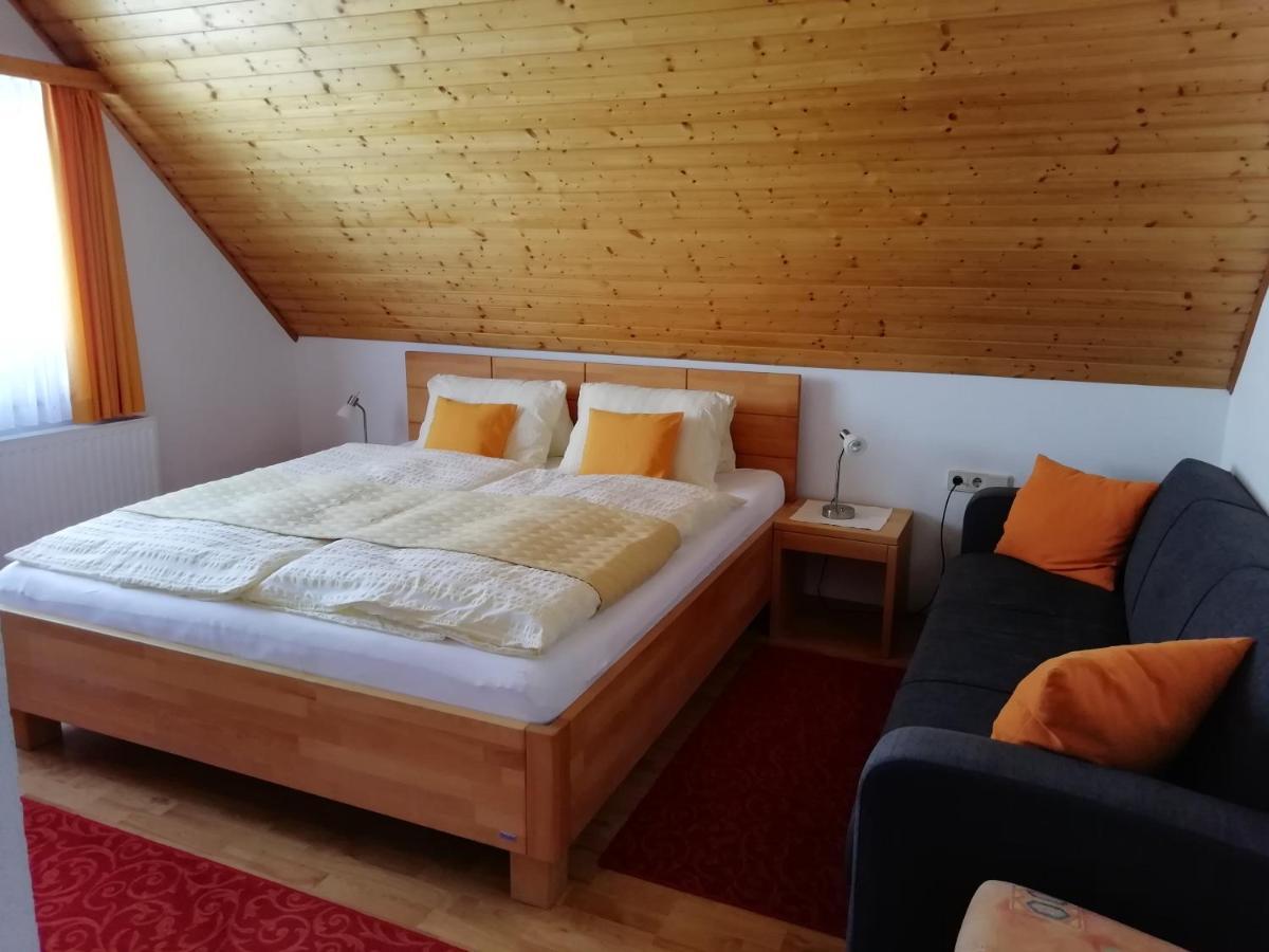 Apartamento Haus Anneliese Pruggern Exterior foto